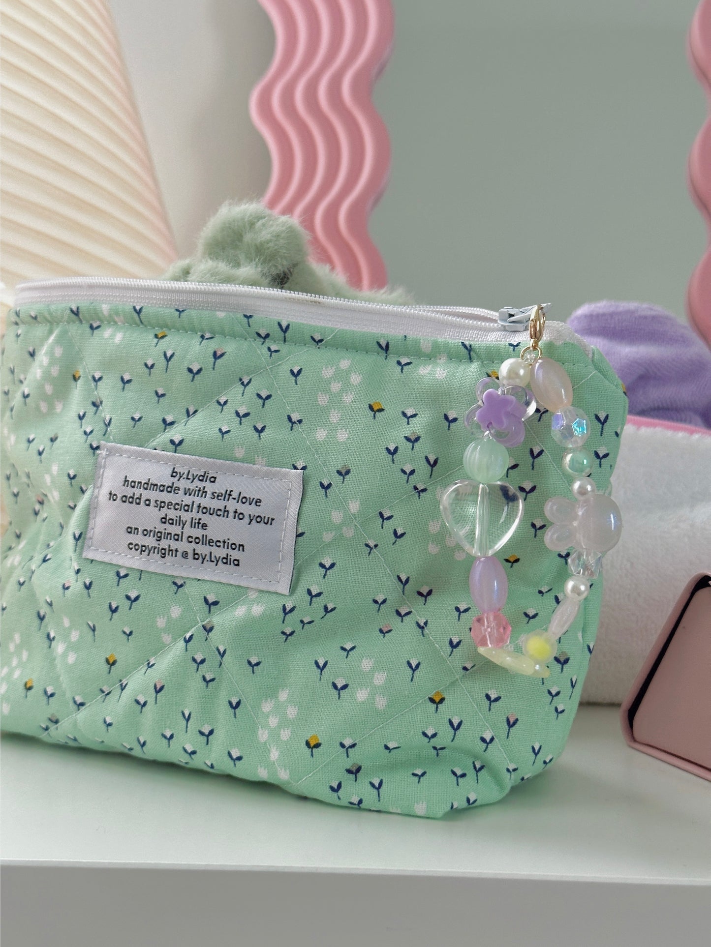 Standing Pouch - Mint Fields