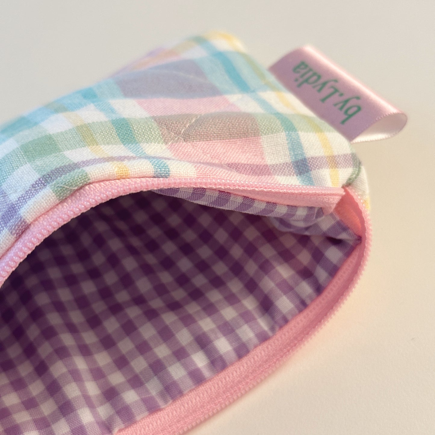Small Flat Pouch - Spring Plaid