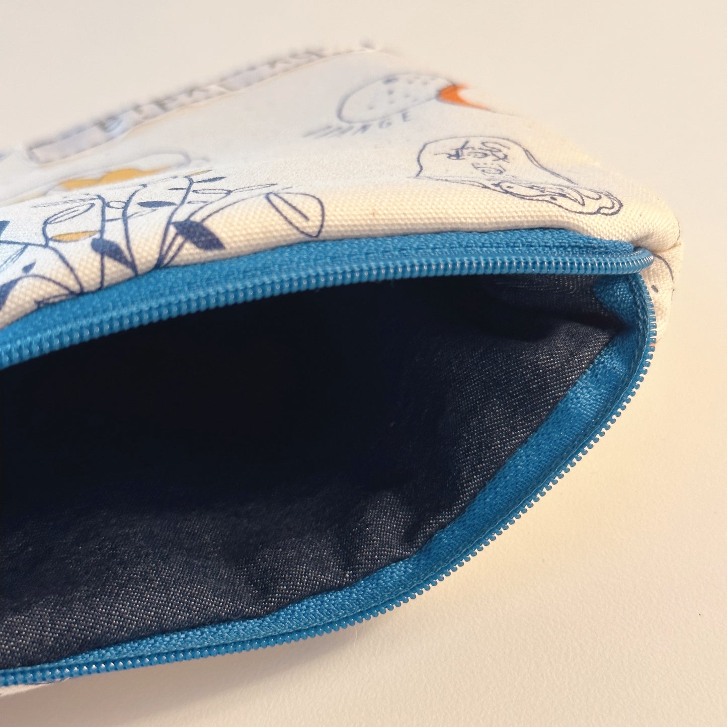 Small Flat Pouch - Morning Cafe
