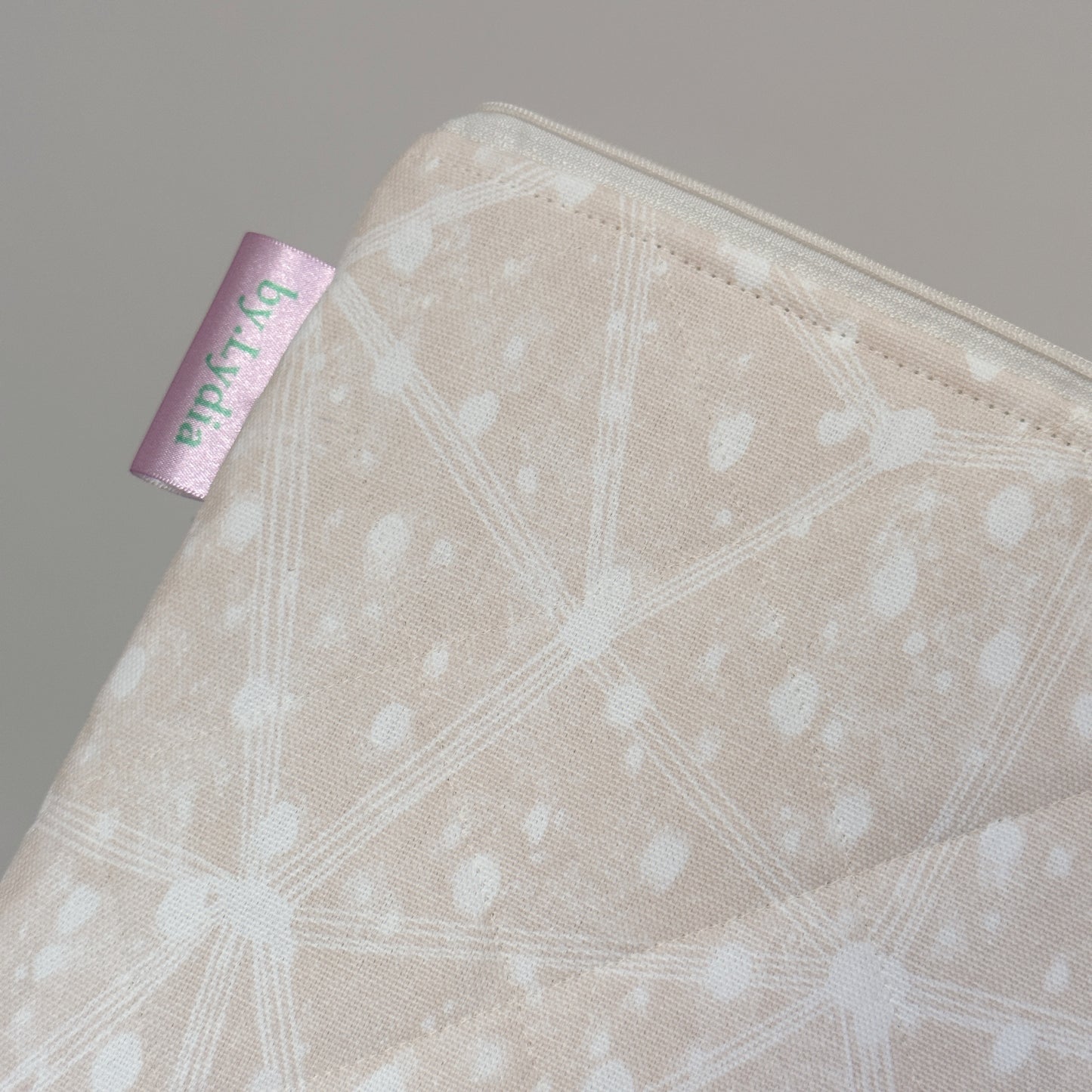 13" Laptop Pouch - Speckled Champagne