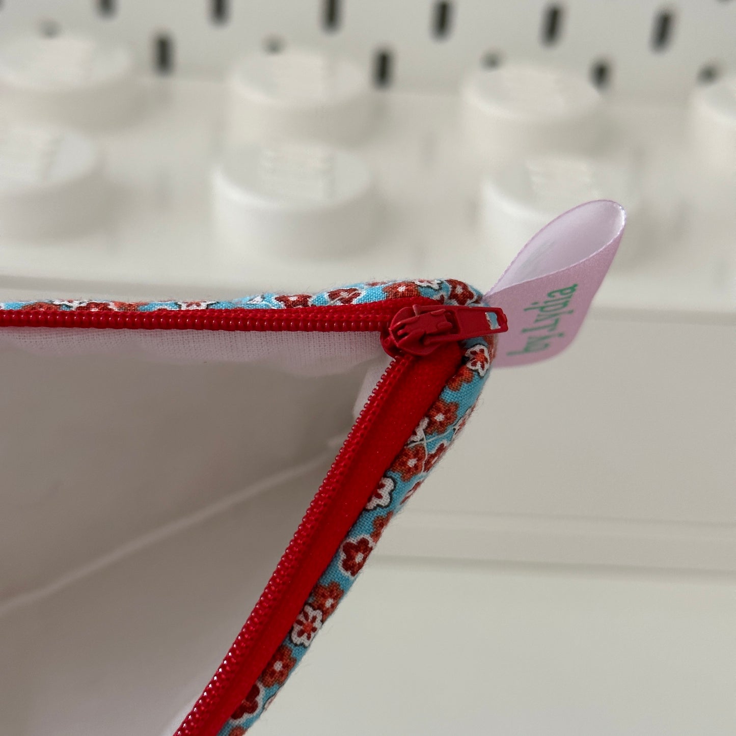 Small Flat Pouch - Flower Firework
