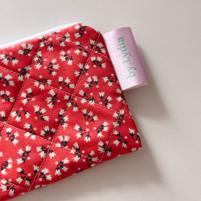 Small Flat Pouch - Red Florals