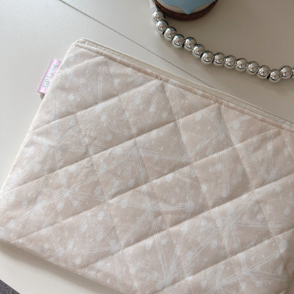 13" Laptop Pouch - Speckled Champagne