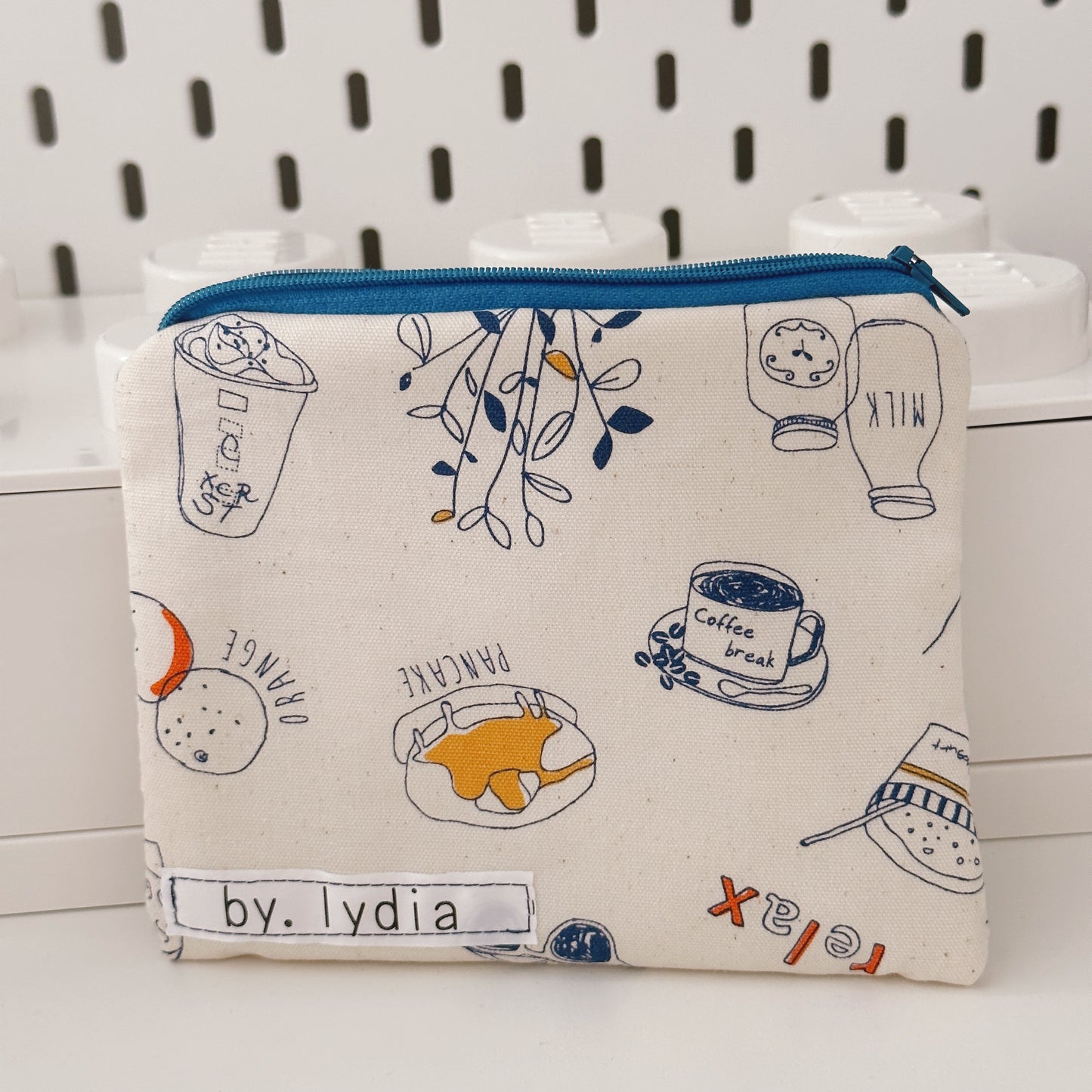 Small Flat Pouch - Morning Cafe